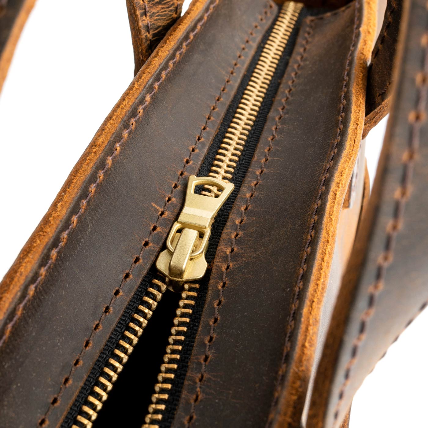Canyon*Zipper | Midsize crossbody tote with handles and a pocket