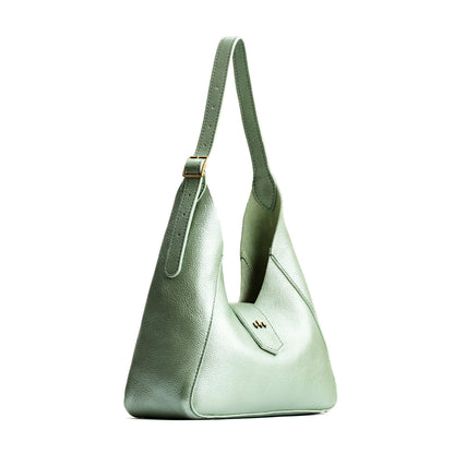 Beetle | Structured hobo shoulder bag with adjustable strap and magnetic closure