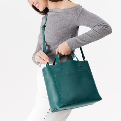 Caribbean | Midsize crossbody tote with handles and a pocket