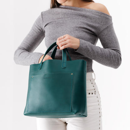 Caribbean | Midsize crossbody tote with handles and a pocket