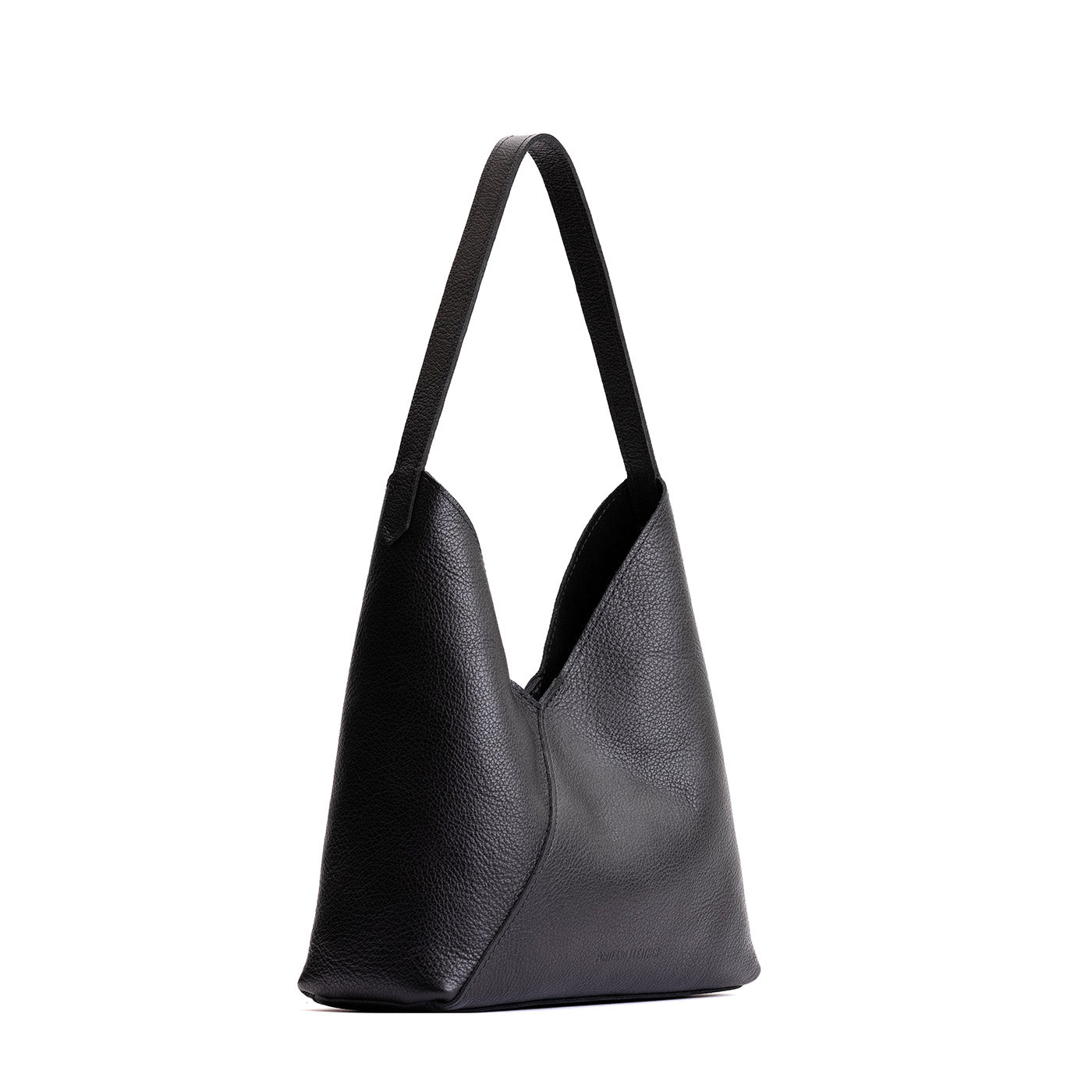Pebbled--black*Large | Mid-size shoulder bag with magnetic snap closure