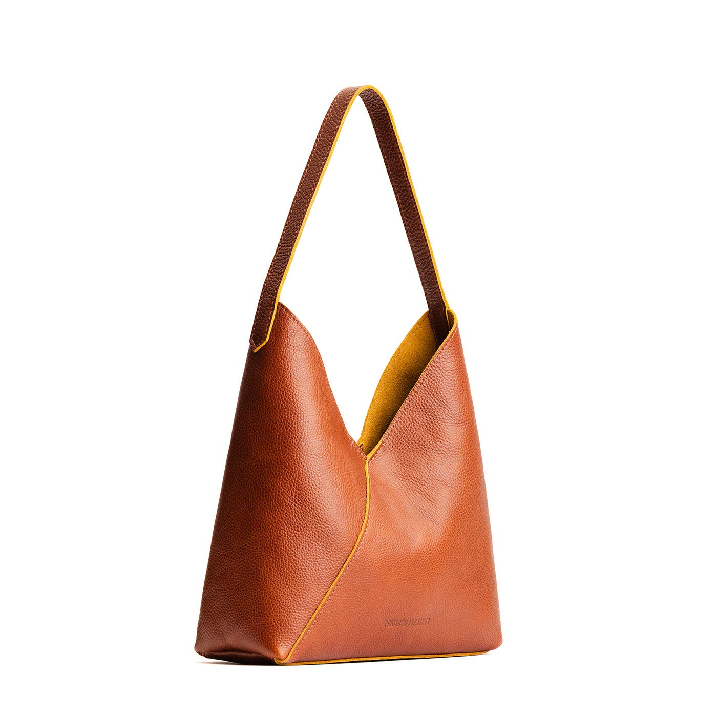 Sienna*Large | Mid-size shoulder bag with magnetic snap closure