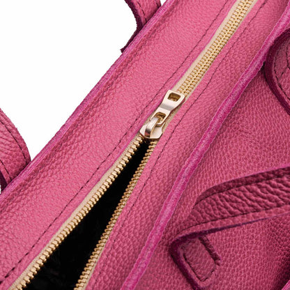 Wild Rose*Zipper | Close-up of zipper on midsize crossbody tote with handles and a pocket